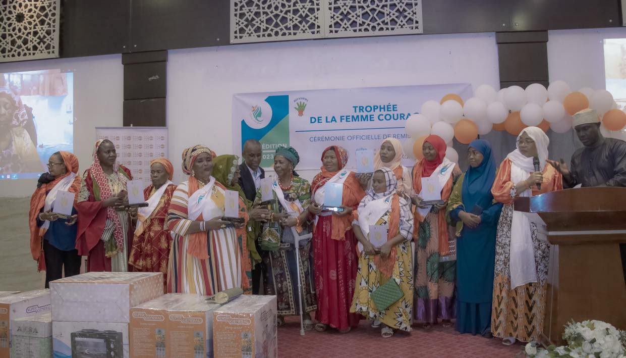 image Remise des trophées de la femme courageuse:  10 femmes distinguées